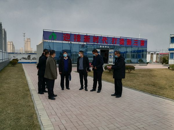 济南建工集团领导到山东J9直营网集团路家洼、裴家村城中村改造村民安置用房项目检查疫情防控工作